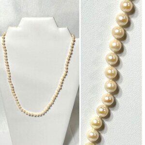 6MM pearl and 14K filagree fishhook clasp 22" necklace.